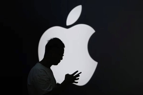 贝盈网 AI时代版权官司不断 苹果被指控使用盗版书籍训练大模型
